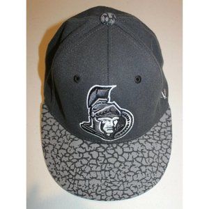 NHL Hockey Vintage Ottawa Senators Stretch Fit Hat Cap Fit Small Gray